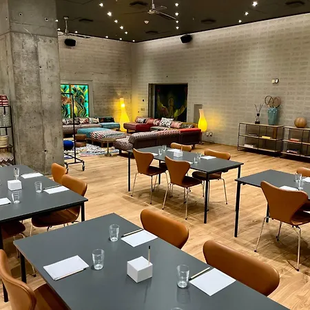 酒店 玛农勒斯套房古斯米登酒店 5*