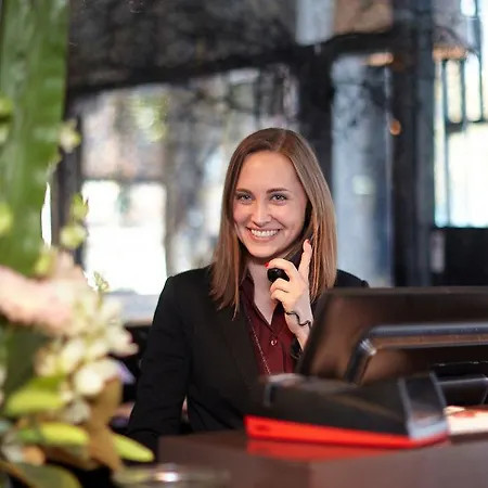 Manon Les Guldsmeden Hotel