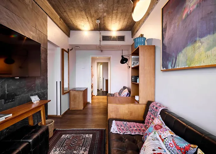 Manon Les Guldsmeden