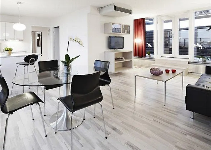 Manon Les Guldsmeden Otel