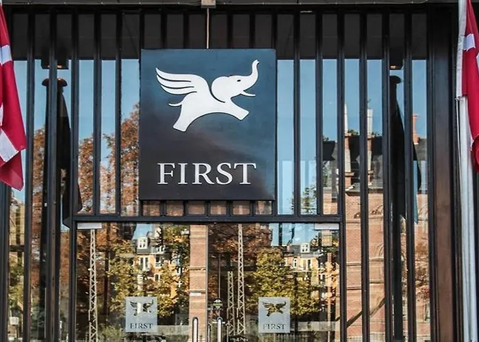 Manon Les Guldsmeden